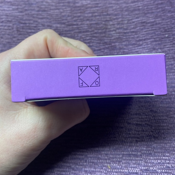 Ofra highlighter in peppermint - Picture 5 of 5